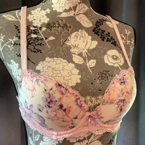Victoria Secret bra